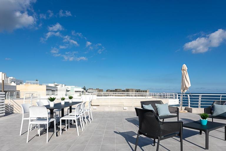 Waters-edge Complex * Marsaskala