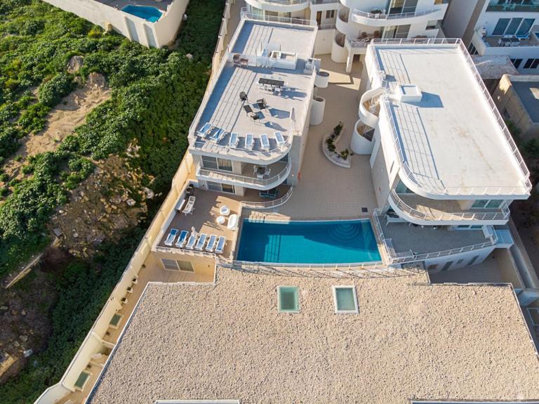 Waters-edge Complex Appartamento