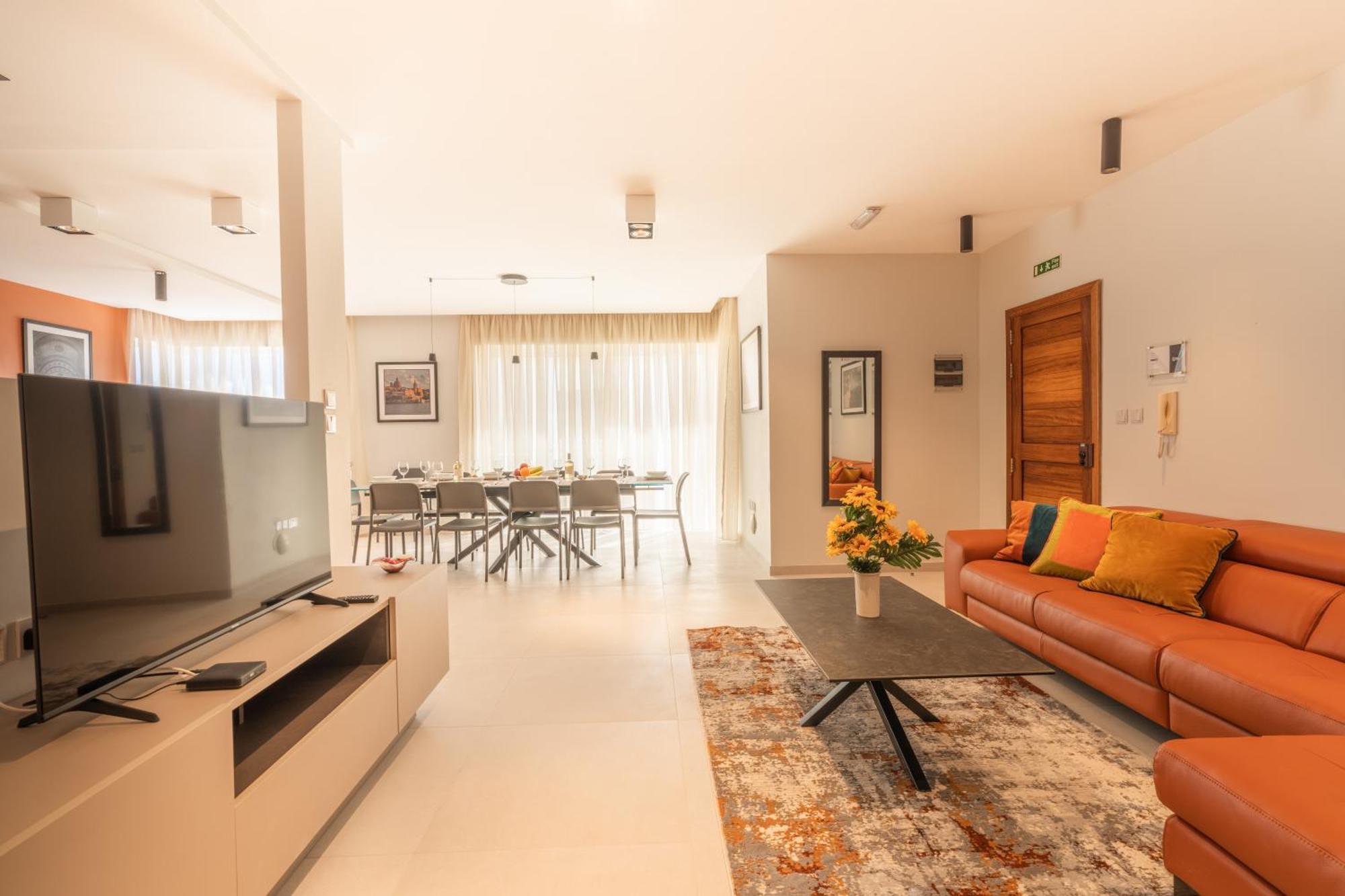 Waters-edge Complex Marsaskala